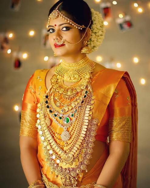 GOLD JEWELLERY